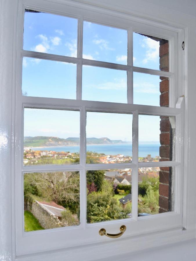 The Nags Head Hotel Lyme Regis Kültér fotó